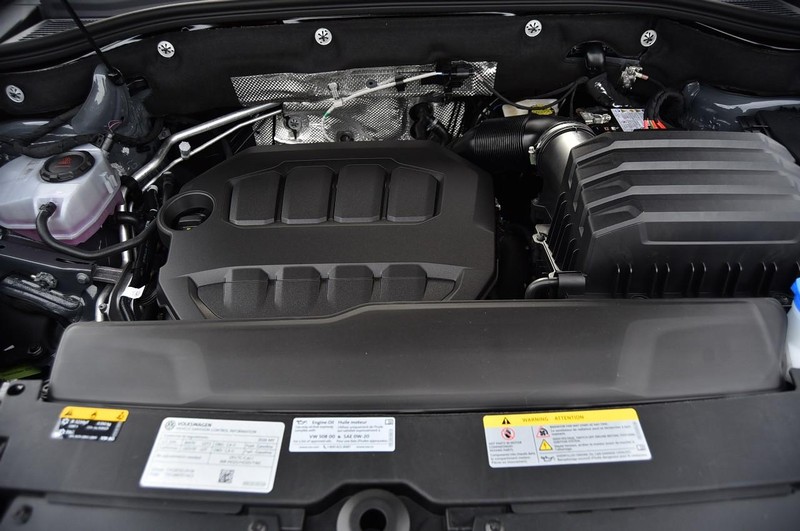 Volkswagen Atlas Cross Sport Vehicle Image 27