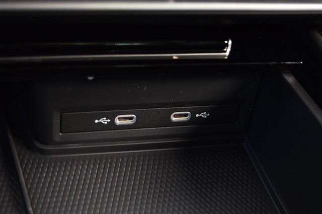 Volkswagen Atlas Vehicle Image 16