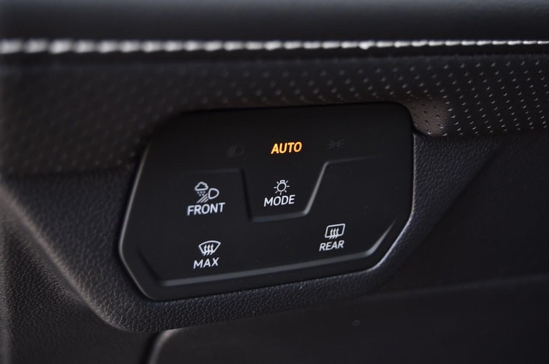 Volkswagen Atlas Vehicle Image 11