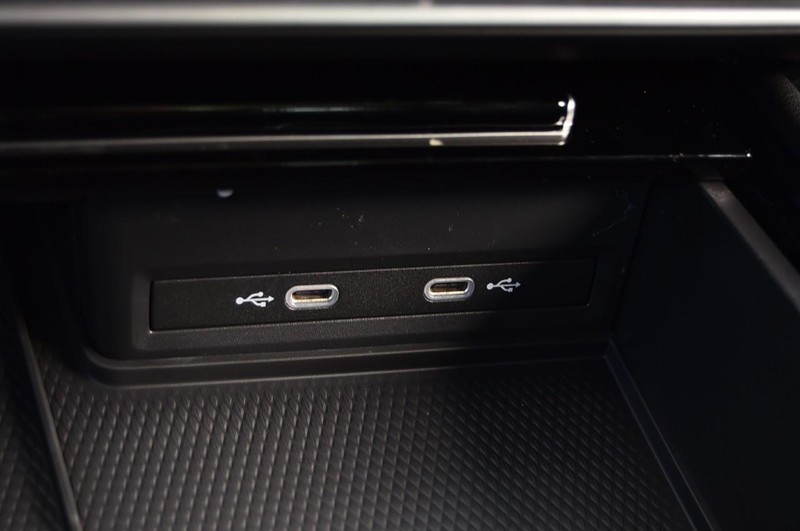 Volkswagen Atlas Vehicle Image 16