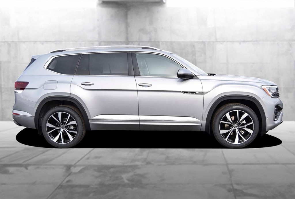 Volkswagen Atlas Vehicle Full-screen Gallery Image 5