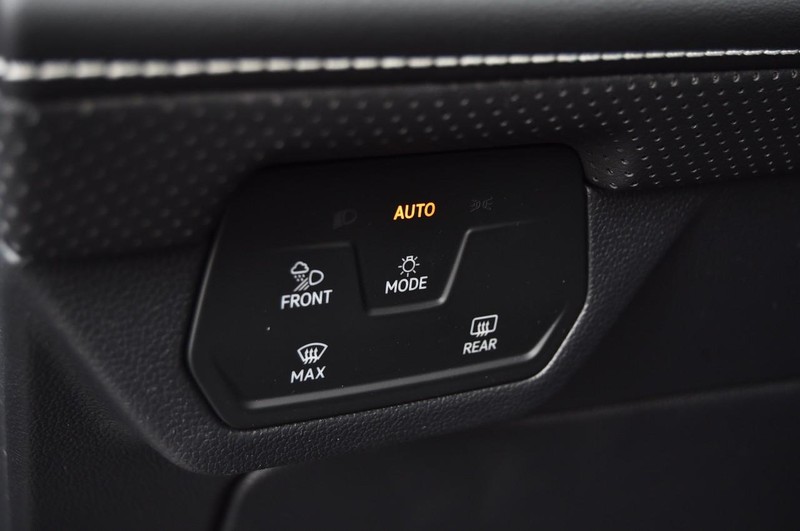 Volkswagen Atlas Vehicle Image 11