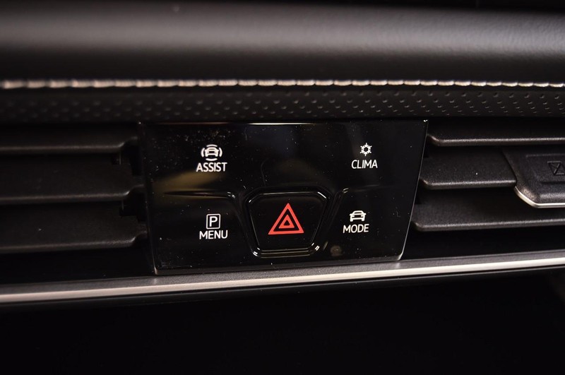 Volkswagen Atlas Vehicle Image 15