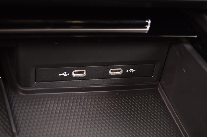 Volkswagen Atlas Vehicle Image 16