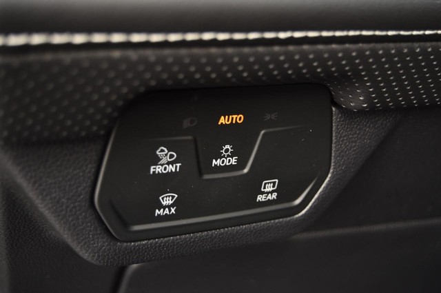 Volkswagen Atlas Vehicle Image 10