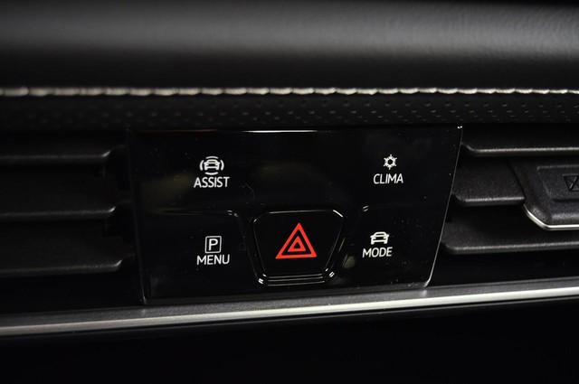 Volkswagen Atlas Vehicle Image 14