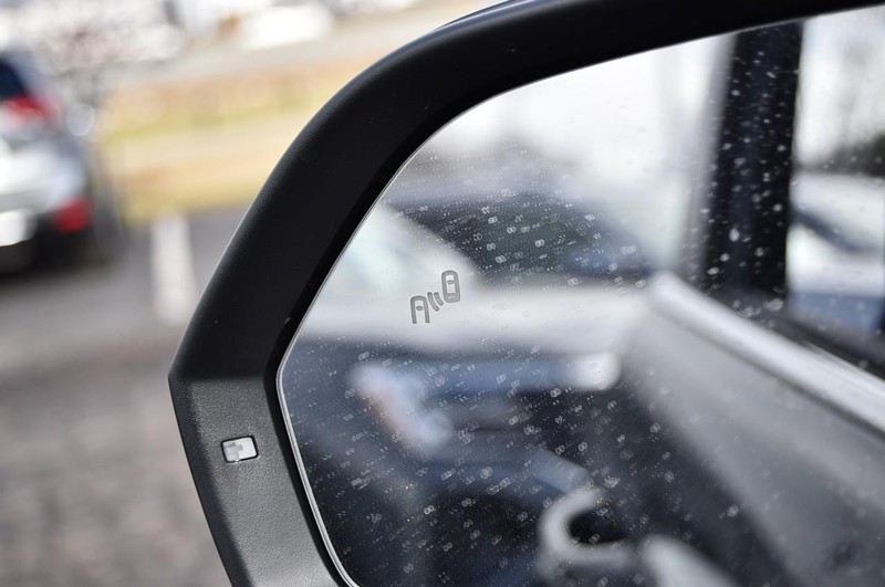 Volkswagen Atlas Vehicle Image 09