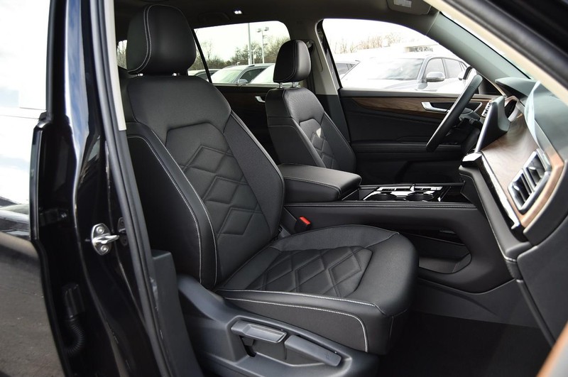 Volkswagen Atlas Vehicle Image 19