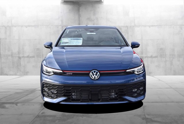 Volkswagen Golf GTI Vehicle Image 04