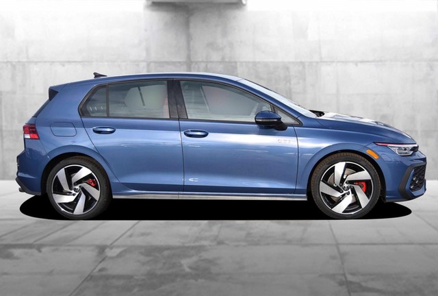 Volkswagen Golf GTI Vehicle Image 05