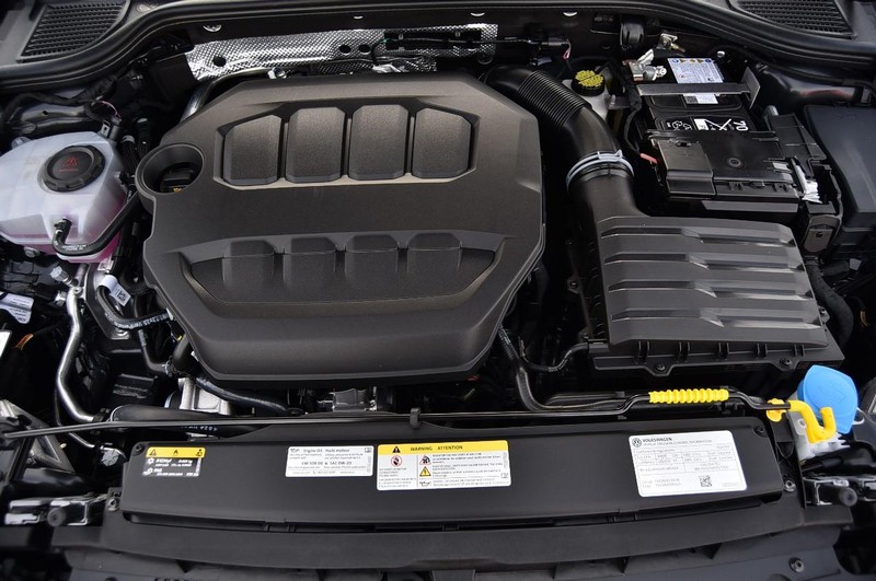 Volkswagen Golf GTI Vehicle Image 25