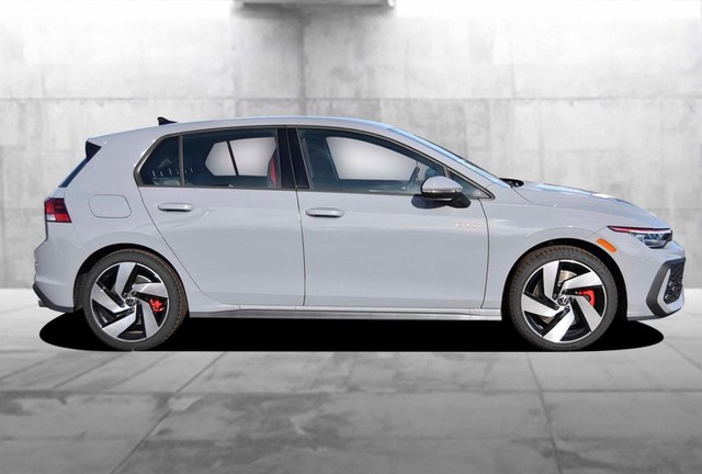 Volkswagen Golf GTI Vehicle Image 05