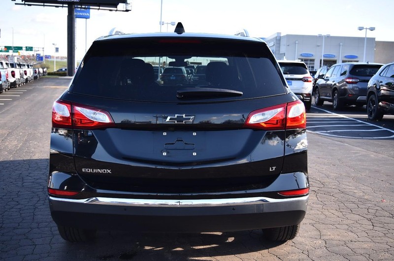 Chevrolet Equinox Vehicle Full-screen Gallery Image 06