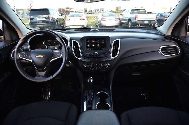 Chevrolet Equinox Vehicle Full-screen Gallery Image 07