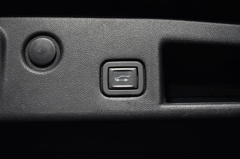 Chevrolet Equinox Vehicle Full-screen Gallery Image 25