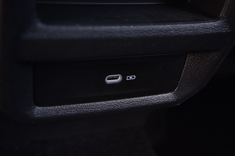 Volkswagen Taos Vehicle Image 25