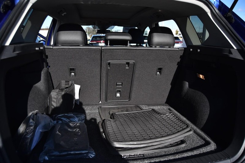 Volkswagen Taos Vehicle Image 26