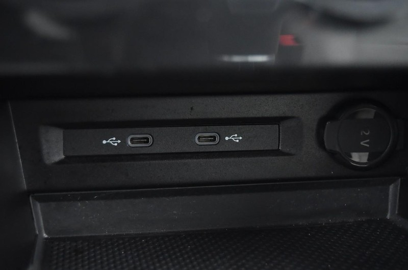 Volkswagen Tiguan Vehicle Image 15