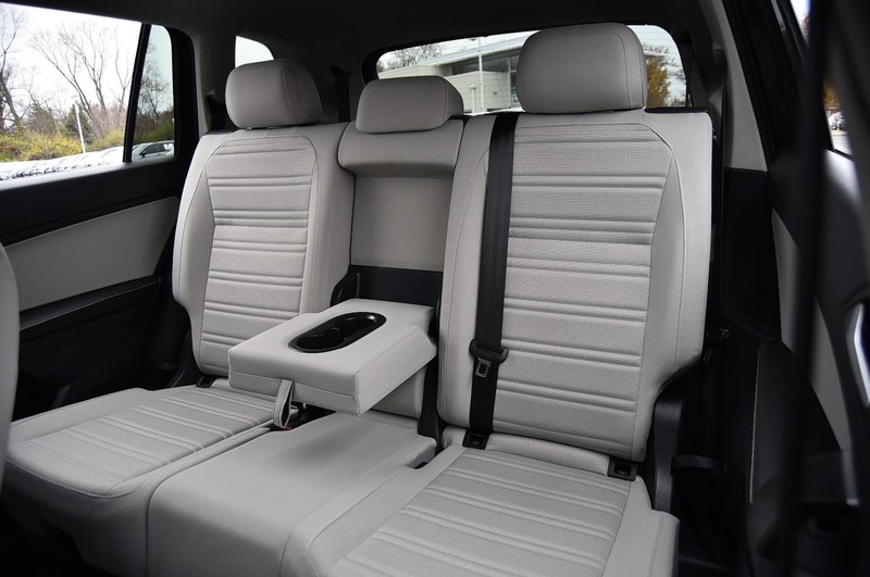 Volkswagen Tiguan Vehicle Image 20