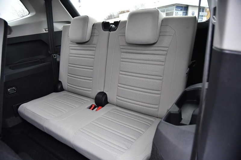 Volkswagen Tiguan Vehicle Image 22