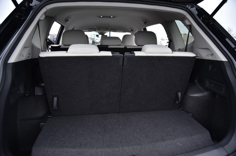 Volkswagen Tiguan Vehicle Image 23