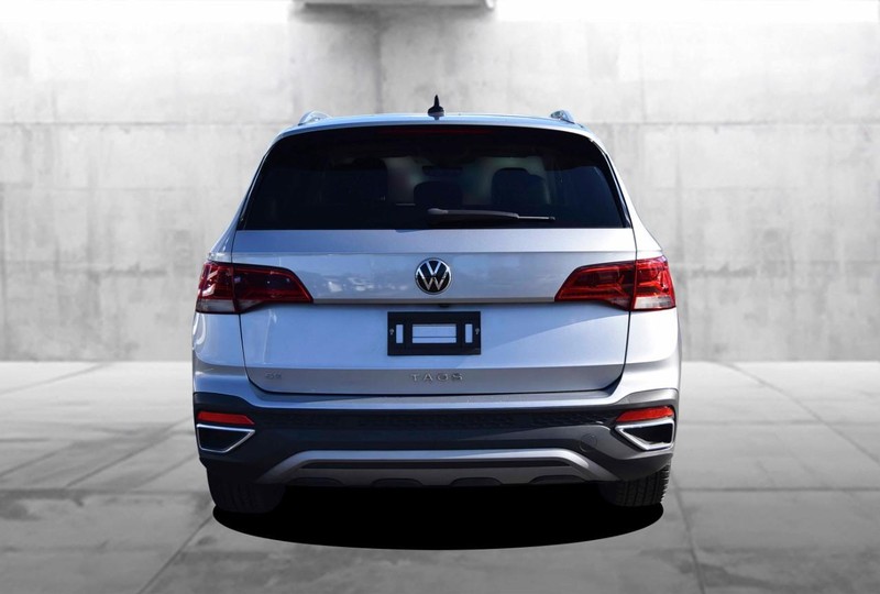 Volkswagen Taos Vehicle Image 06