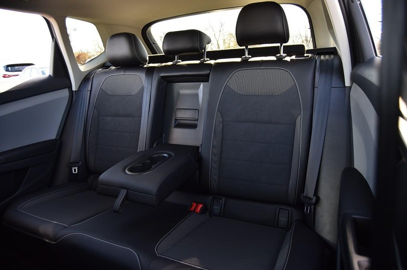 Volkswagen Taos Vehicle Image 21