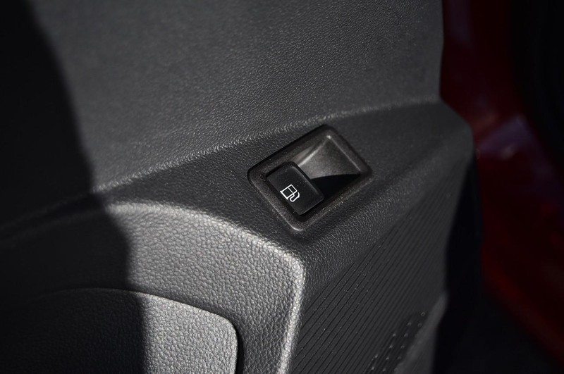 Volkswagen Taos Vehicle Image 09