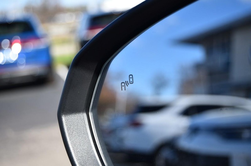 Volkswagen Taos Vehicle Image 10