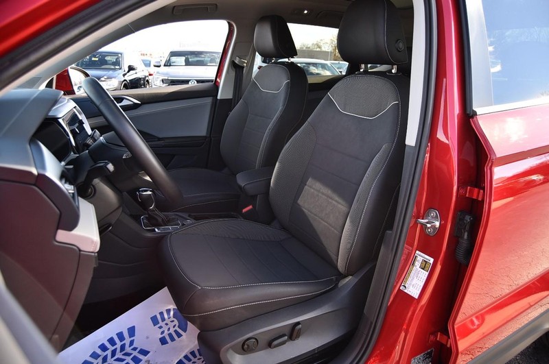 Volkswagen Taos Vehicle Image 20