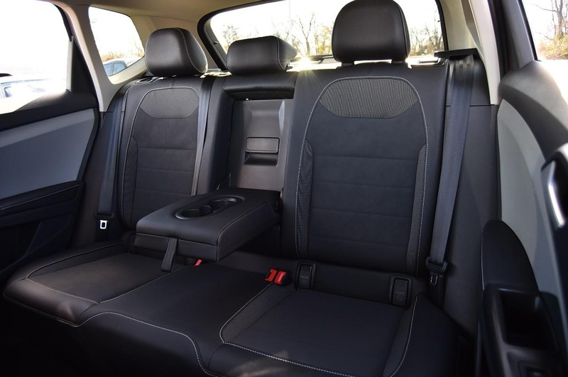 Volkswagen Taos Vehicle Image 23