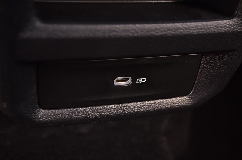 Volkswagen Taos Vehicle Image 25