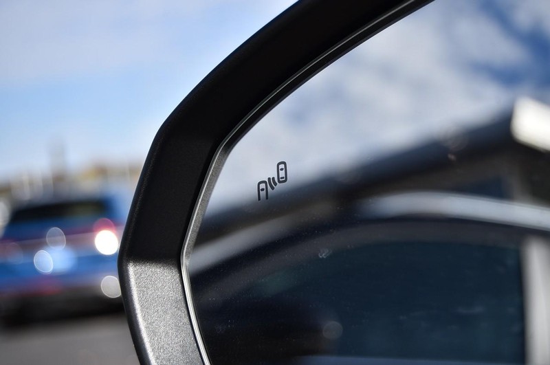 Volkswagen Taos Vehicle Image 10