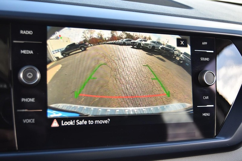 Volkswagen Taos Vehicle Image 13