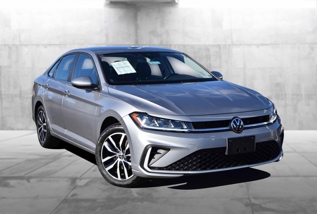 Volkswagen Jetta Vehicle Image 02