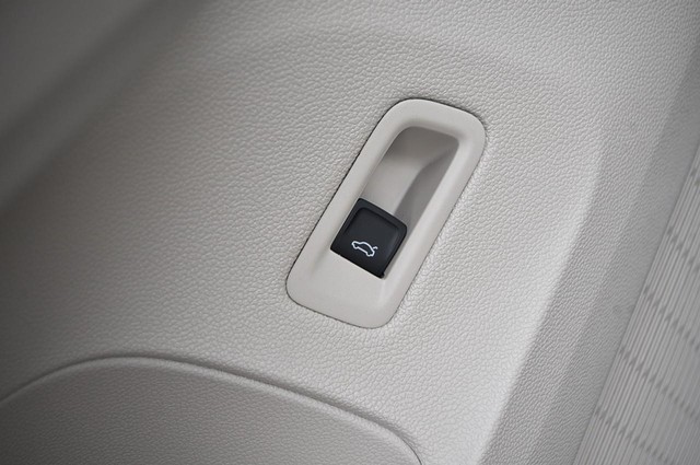 Volkswagen Atlas Vehicle Image 09