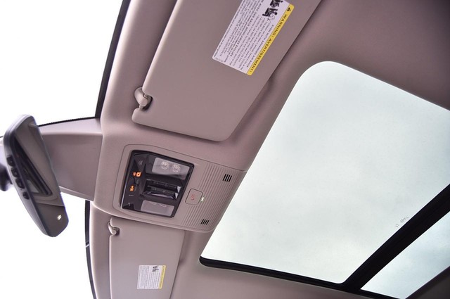 Volkswagen Atlas Vehicle Image 21