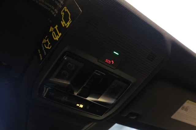 Volkswagen Golf GTI Vehicle Image 16