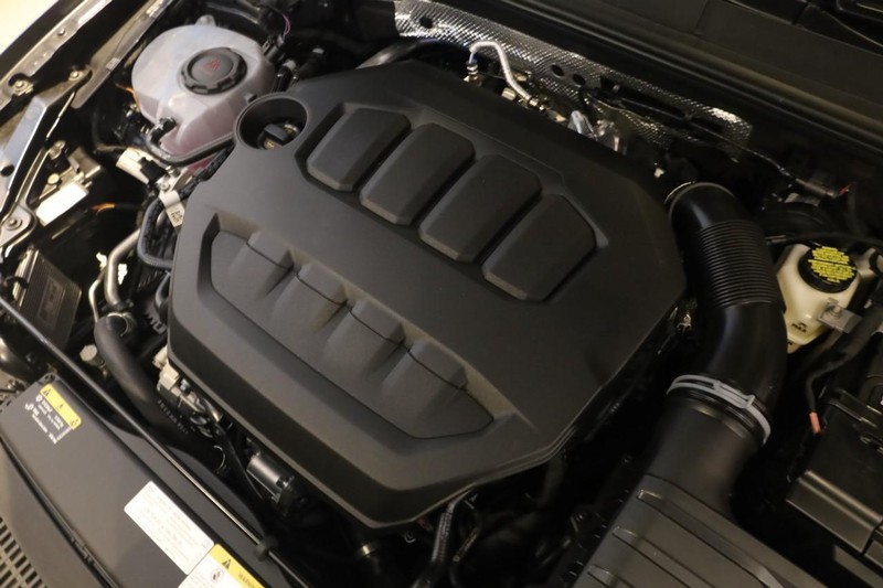 Volkswagen Golf GTI Vehicle Image 24