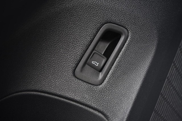 Volkswagen Atlas Vehicle Image 09