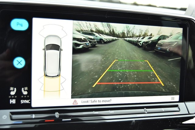 Volkswagen Atlas Vehicle Image 13
