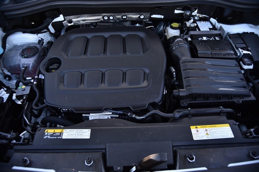 Volkswagen Tiguan Vehicle Full-screen Gallery Image 25