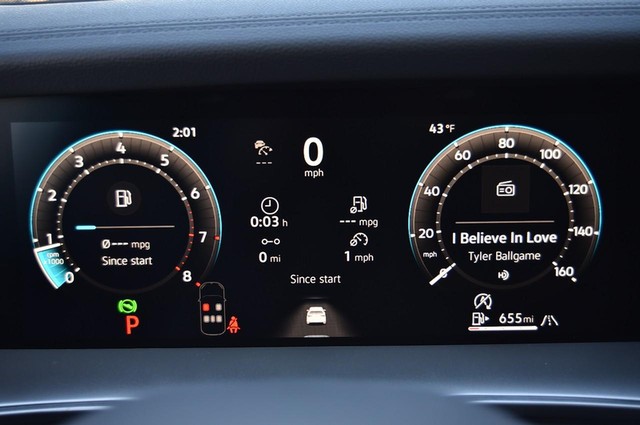 Volkswagen Tiguan Vehicle Image 12