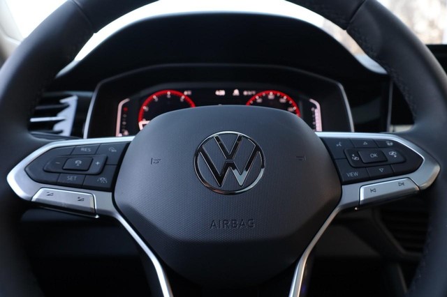 Volkswagen Jetta Vehicle Image 11