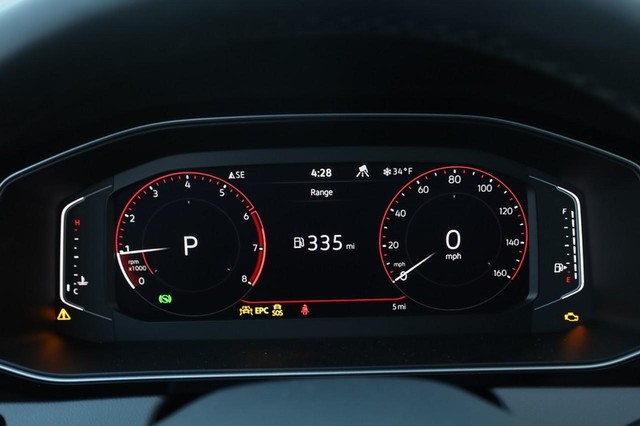 Volkswagen Jetta Vehicle Image 12