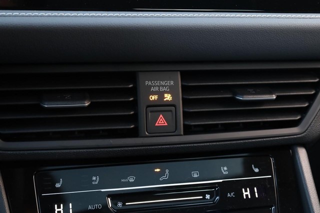 Volkswagen Jetta Vehicle Image 15