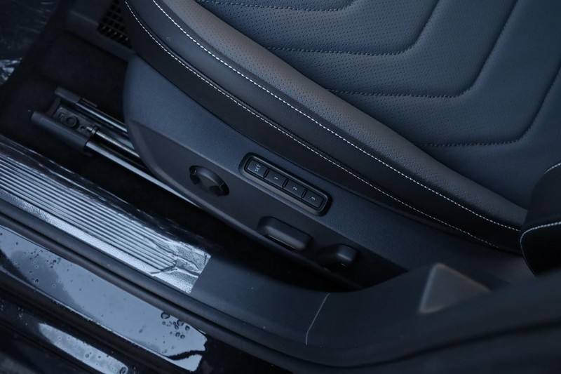 Volkswagen Jetta Vehicle Image 10