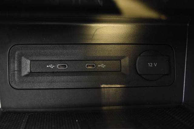 Volkswagen Atlas Vehicle Image 16