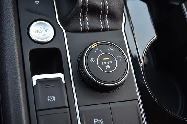 Volkswagen Atlas Vehicle Image 17