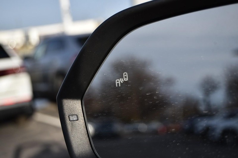 Volkswagen Atlas Vehicle Image 10